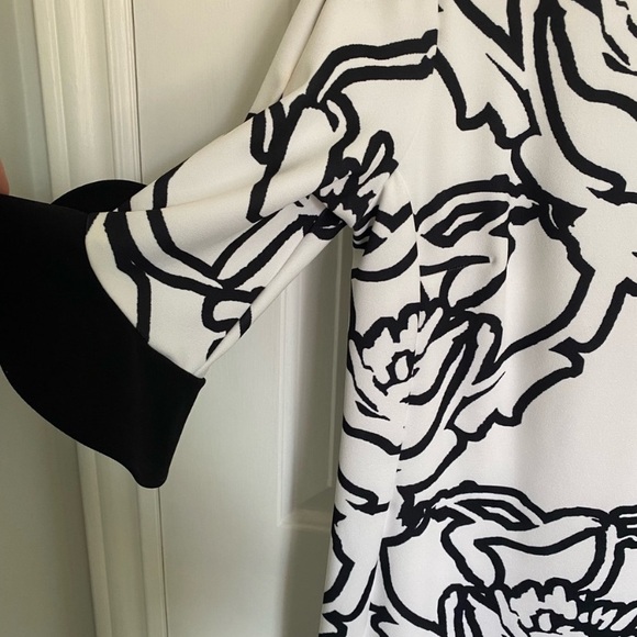 Joseph Ribkoff Monochrome Floral Mini Dress - Picture 4 of 6